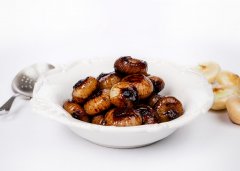 Balsamic Braised Cipollini Onions